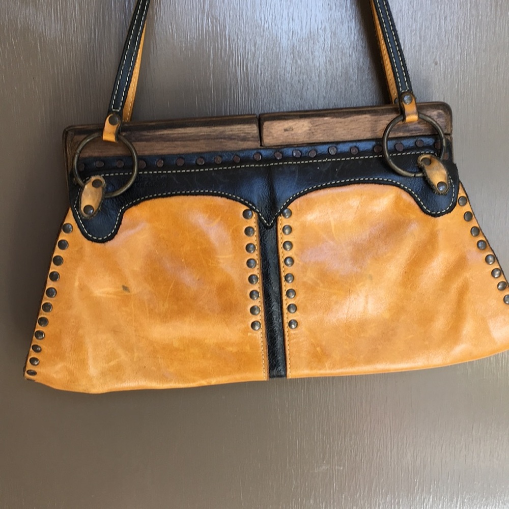 Western style vintage leather bag